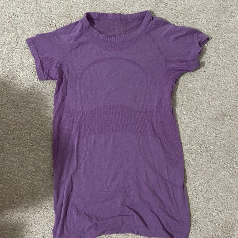Purple lulu lemon swiftly tech